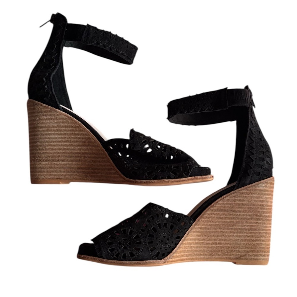 Jeffrey Campbell Del Sol Black Suede Perforated Open Toe Wedge Sandals Size 9 - Picture 7 of 7